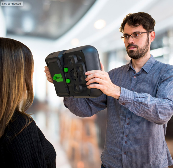 Сканирование человека с помощью 3D сканера Drake от компании Thor3D