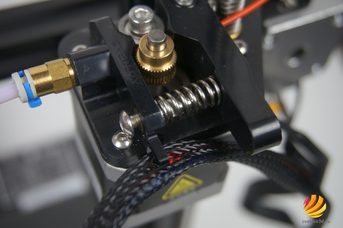 3D принтер Creality Ender-3 V2 3D принтер Creality Ender-3 V2